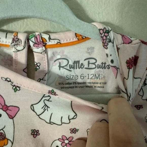 RUFFLE BUTTS Boos & Bows Spandex Romper Ghosts Pumpkins Size 6-12M - Picture 8 of 10